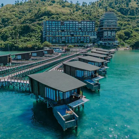 Katamaran Hotel & Resort Komodo-3